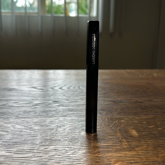 Lancôme Définicils black mascara. Never used. - Picture 3 of 3